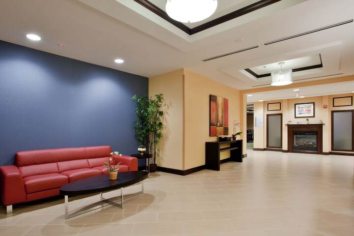 Hotel 3 of 70