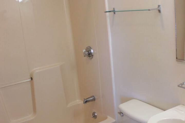 Room 8 of 14
