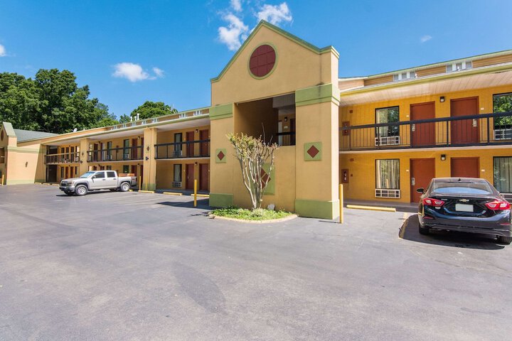 Hotel 3 of 31