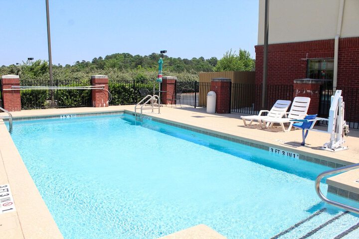 Pool 5 of 25