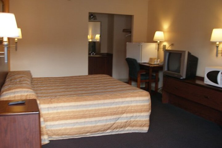 SCOTTISH INNS ROCKY TOP
