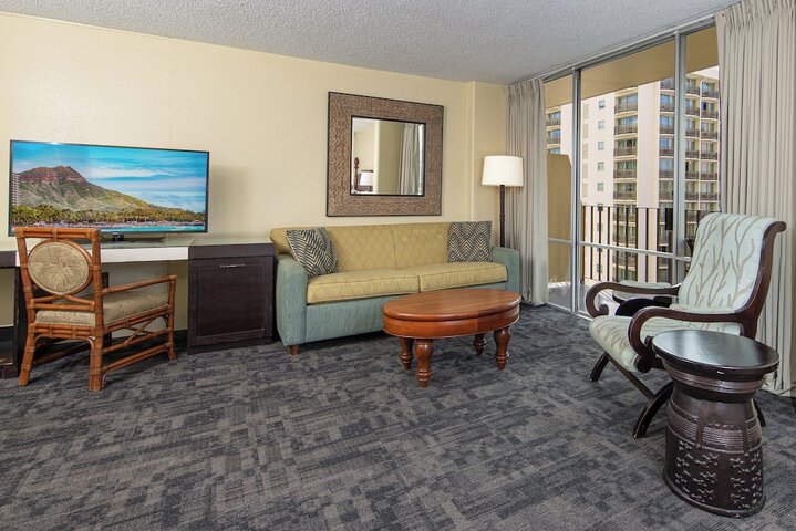 Room 32 of 52