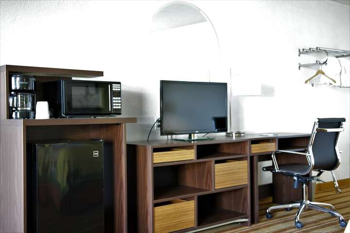 Room 31 of 38
