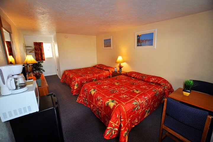Room 17 of 38