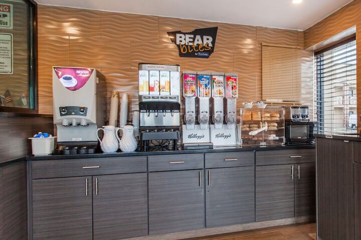 Breakfast/Coffee Service 16 of 16