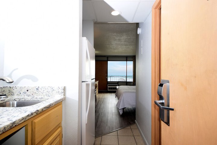Room 113 of 138