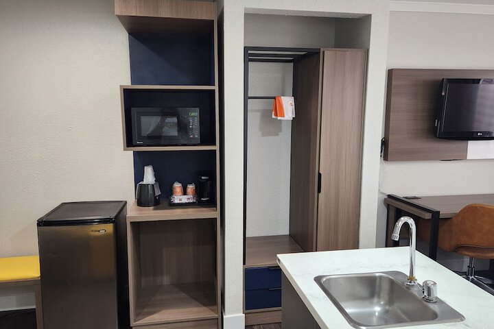 Room 35 of 45