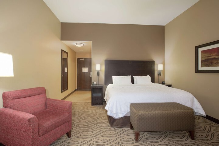 Room 15 of 37