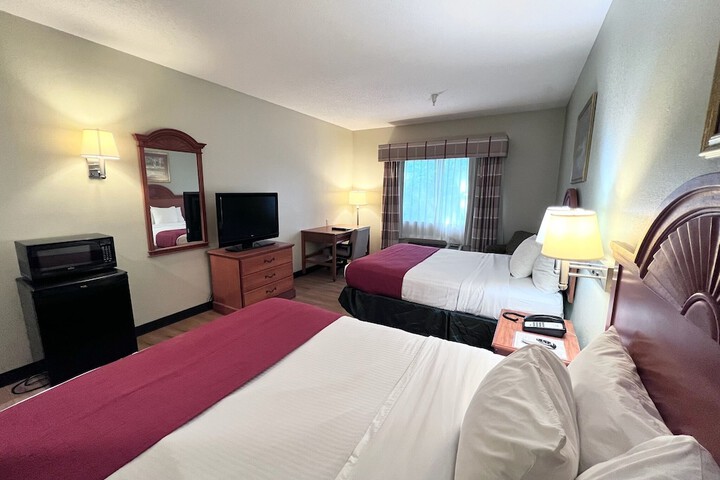 Room 34 of 40