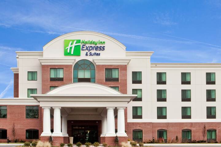 Holiday Inn Express & Suites Wilmington-Newark by IHG