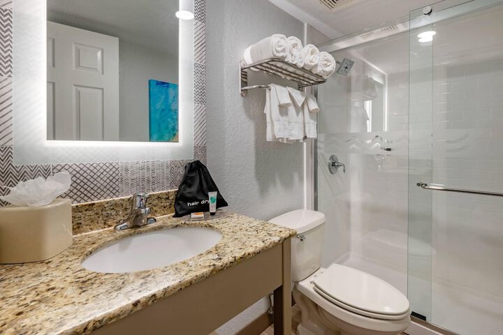 Dolphin Sands Clearwater Beach an Ascend Collection Hotel