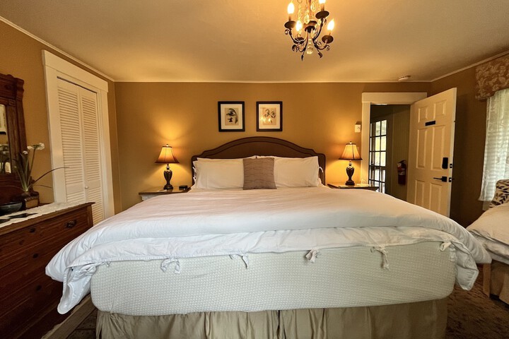 Room 13 of 46