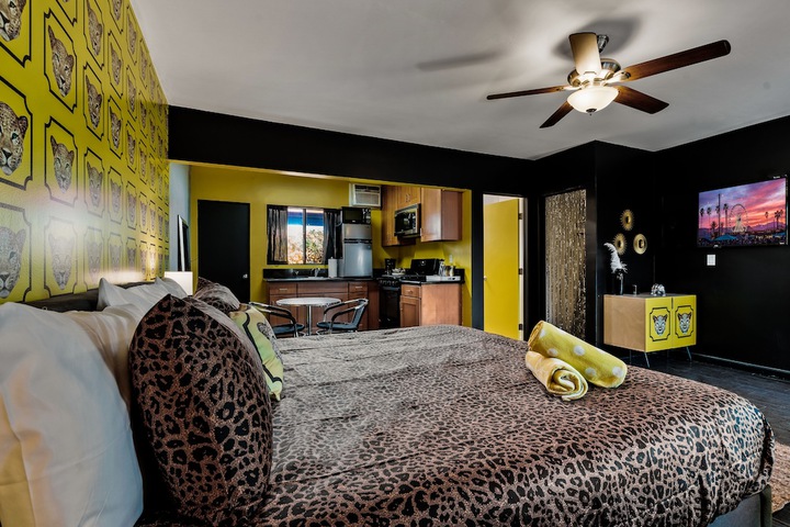 Room 19 of 26