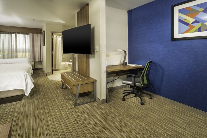 Room 16 of 50
