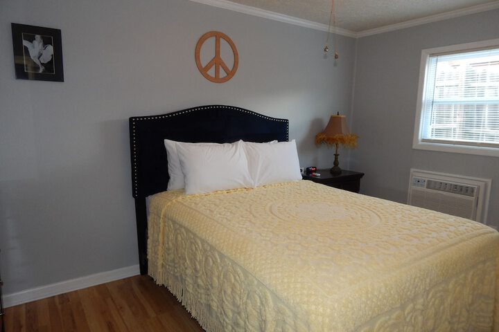 Room 43 of 114