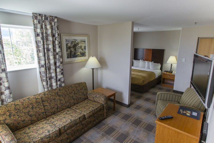 Room 25 of 52
