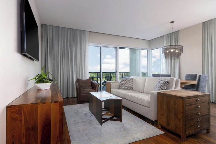 The Stella Hotel Autograph Collection