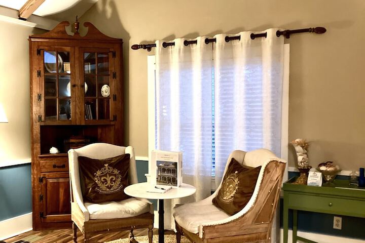 Coppersmith Inn B & B