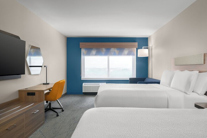 Holiday Inn Express & Suites DFW Airport Southwest - Euless
