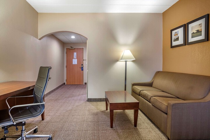 Room 13 of 31