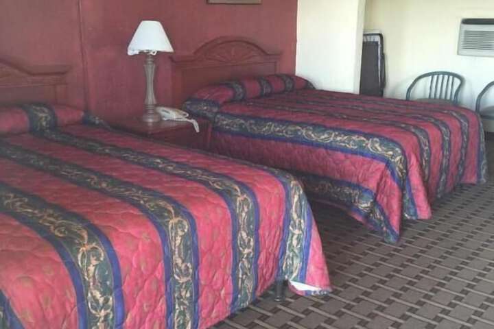 Room 17 of 51