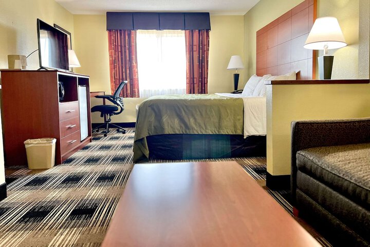 Room 64 of 72