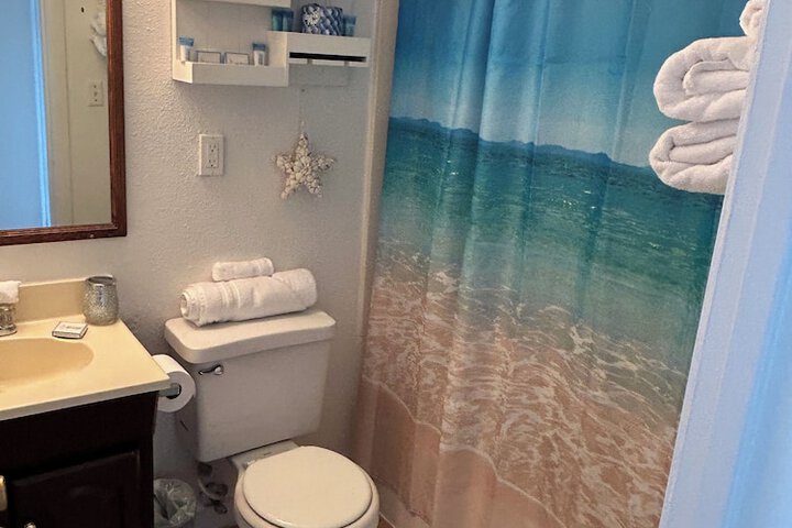Room 9 of 31