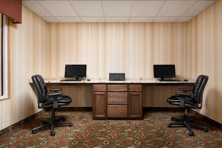 Business Center 24 of 24
