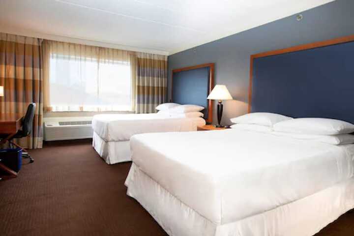 Room 19 of 73