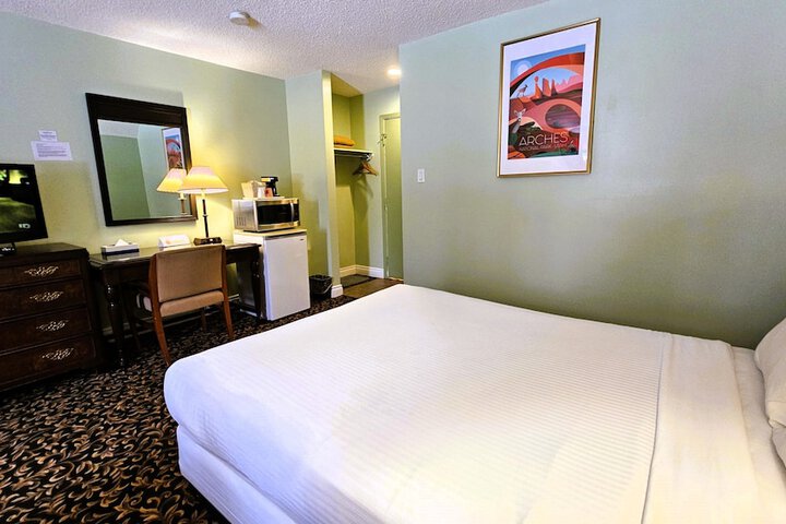 Cloud 9 Inn