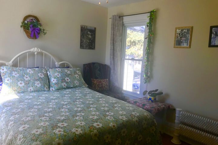 Room 34 of 74