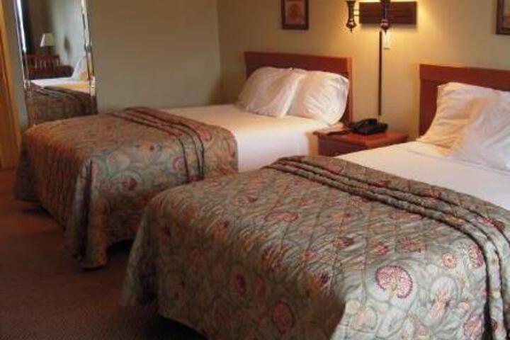 Country Hearth Inn and Suites Piedmont