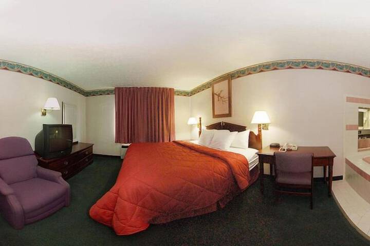 Quality Inn Elyria