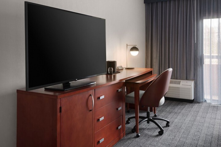 Room 20 of 34