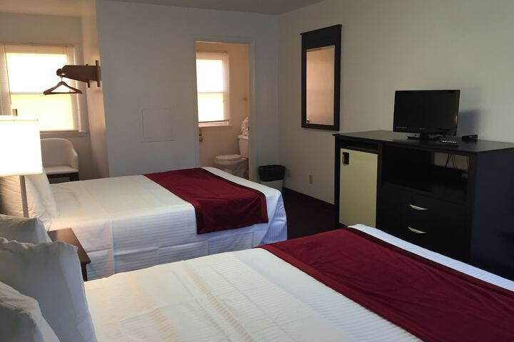 Room 53 of 65