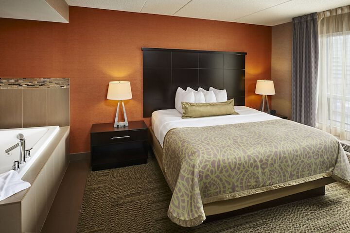 Staybridge Suites Hamilton Downtown by IHG