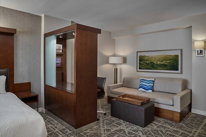 Room 16 of 44