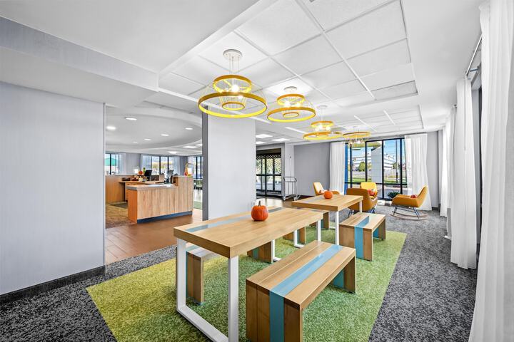 Spark by Hilton Cleveland Beachwood