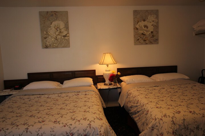 Room 40 of 67