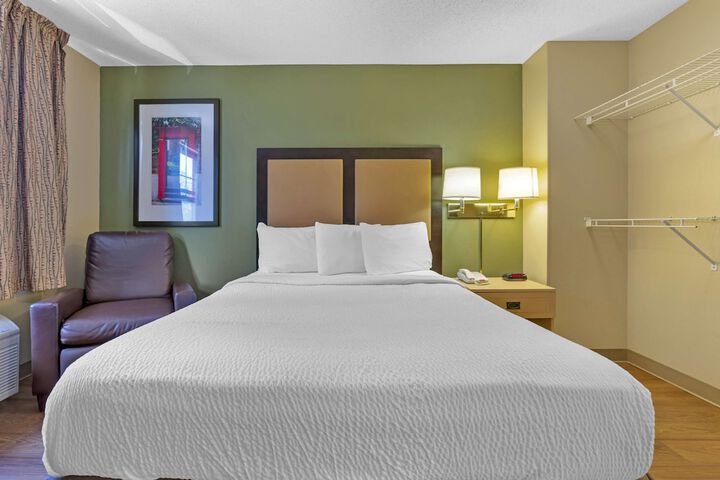 Extended Stay America Suites Stockton March Lane