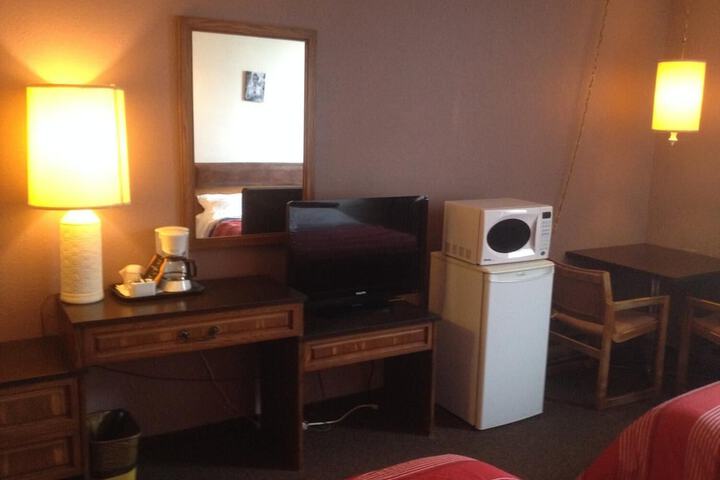 Room 15 of 27