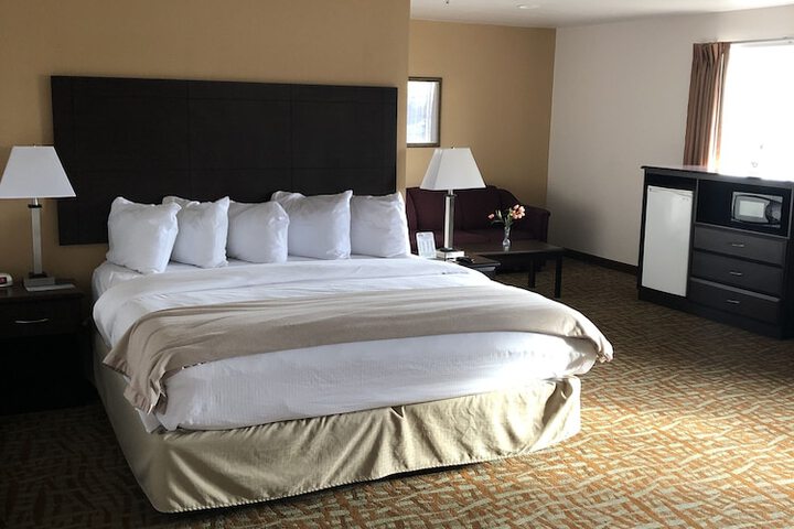 Room 13 of 30