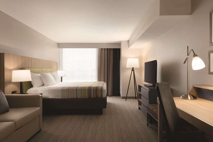 Country Inn & Suites by Radisson Ft. Atkinson, WI