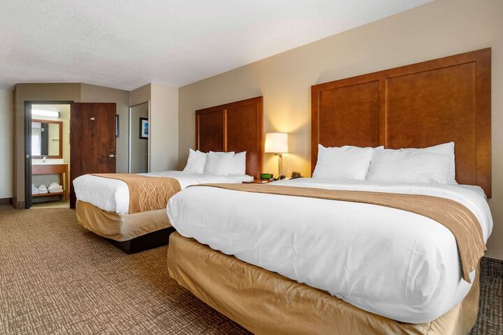 Comfort Inn & Suites South Hill I-85