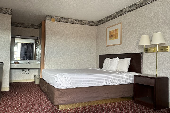 Room 31 of 33