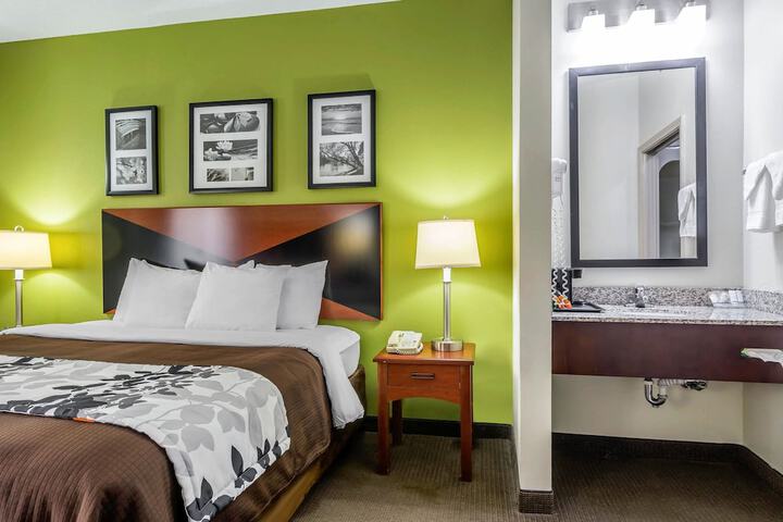 Room 38 of 57