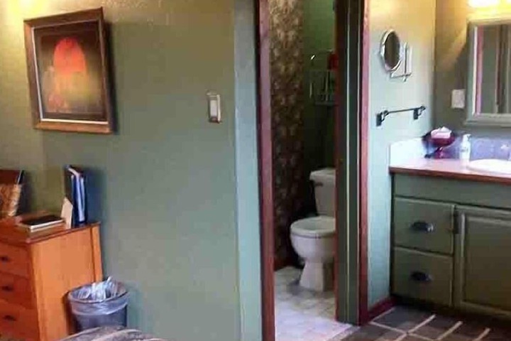 Room 135 of 150