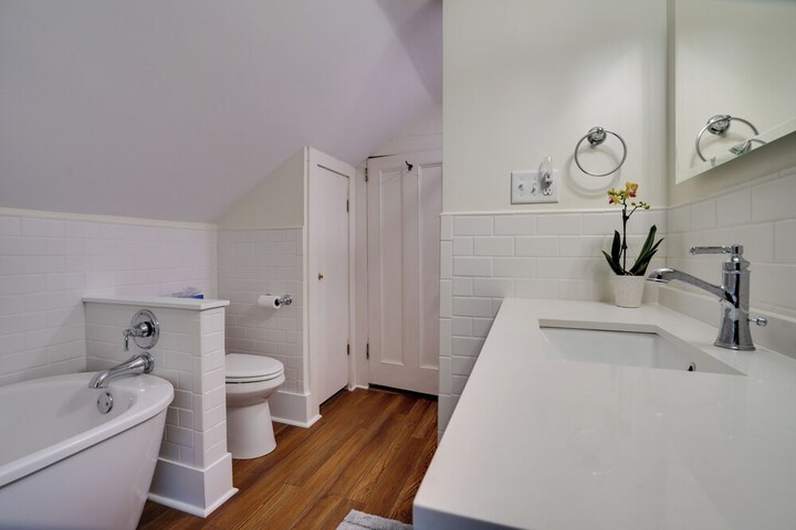 Historic Home in Taylors Falls w / Patio & Fire Pit