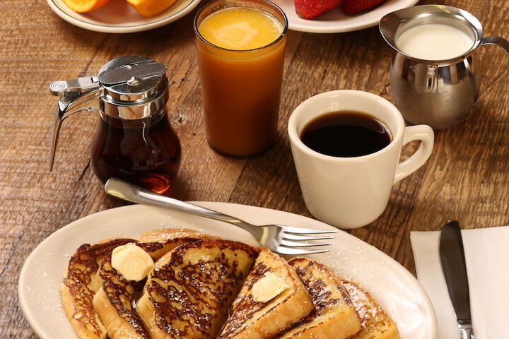 Breakfast/Coffee Service 104 of 125