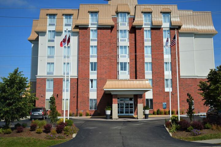 Hotel 3 of 59